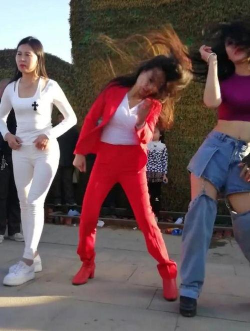 和网红尬舞,精彩瞬间尽收眼底