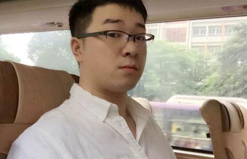 很胖的男网红,身材与人气并存，揭秘网络红人的独特魅力