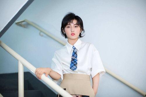 娱乐吃瓜酱王安宇,娱乐吃瓜界的“酱王”,揭秘娱乐圈幕后故事